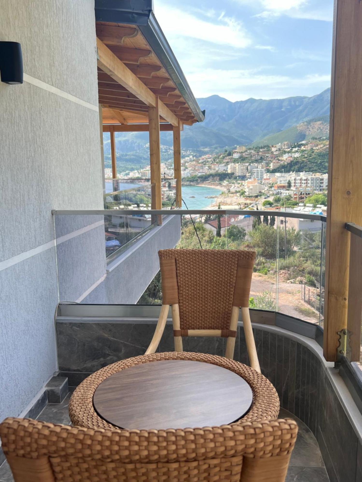 Villa Bodini Himare Exteriör bild