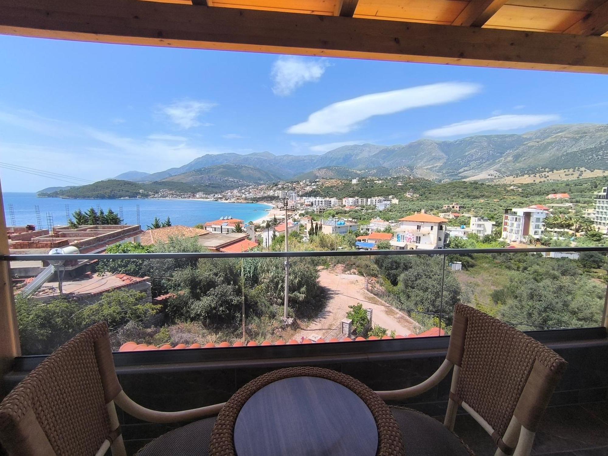 Villa Bodini Himare Exteriör bild
